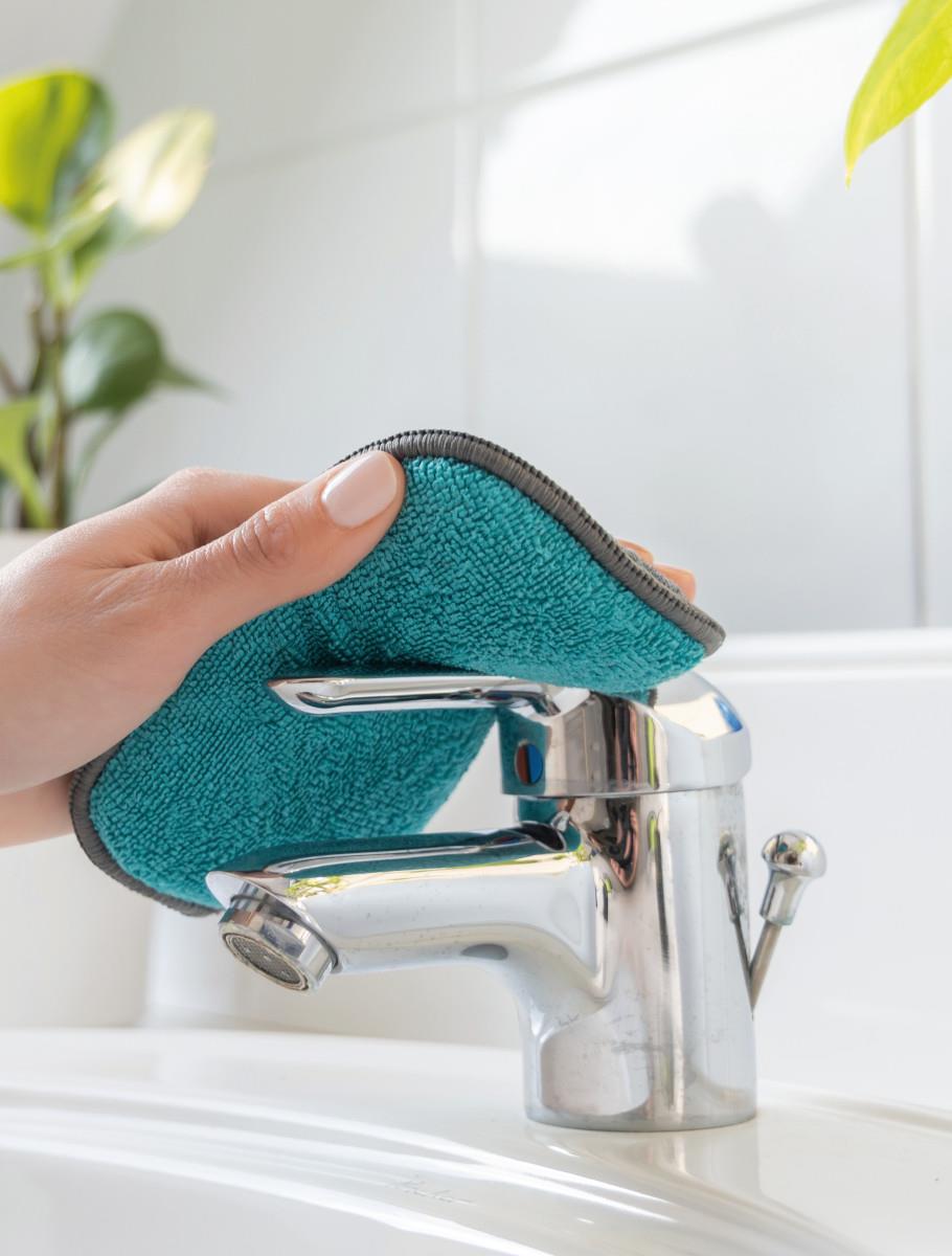 Bathroom sponge