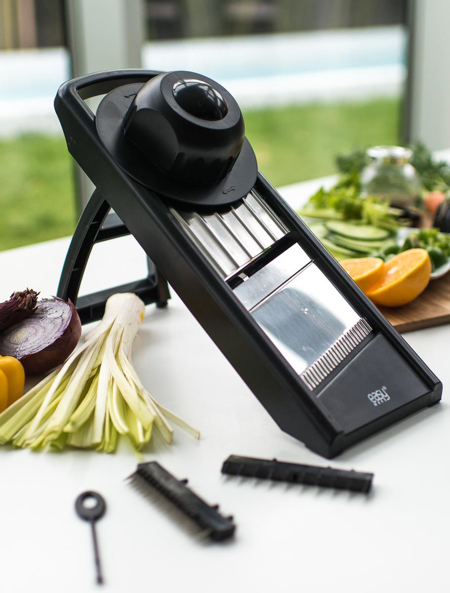 Mandolin grater